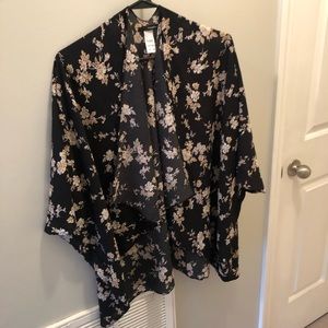 Black Floral Kimono